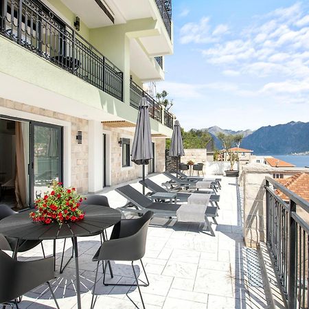 Dekaderon Lux Apartments Kotor Buitenkant foto