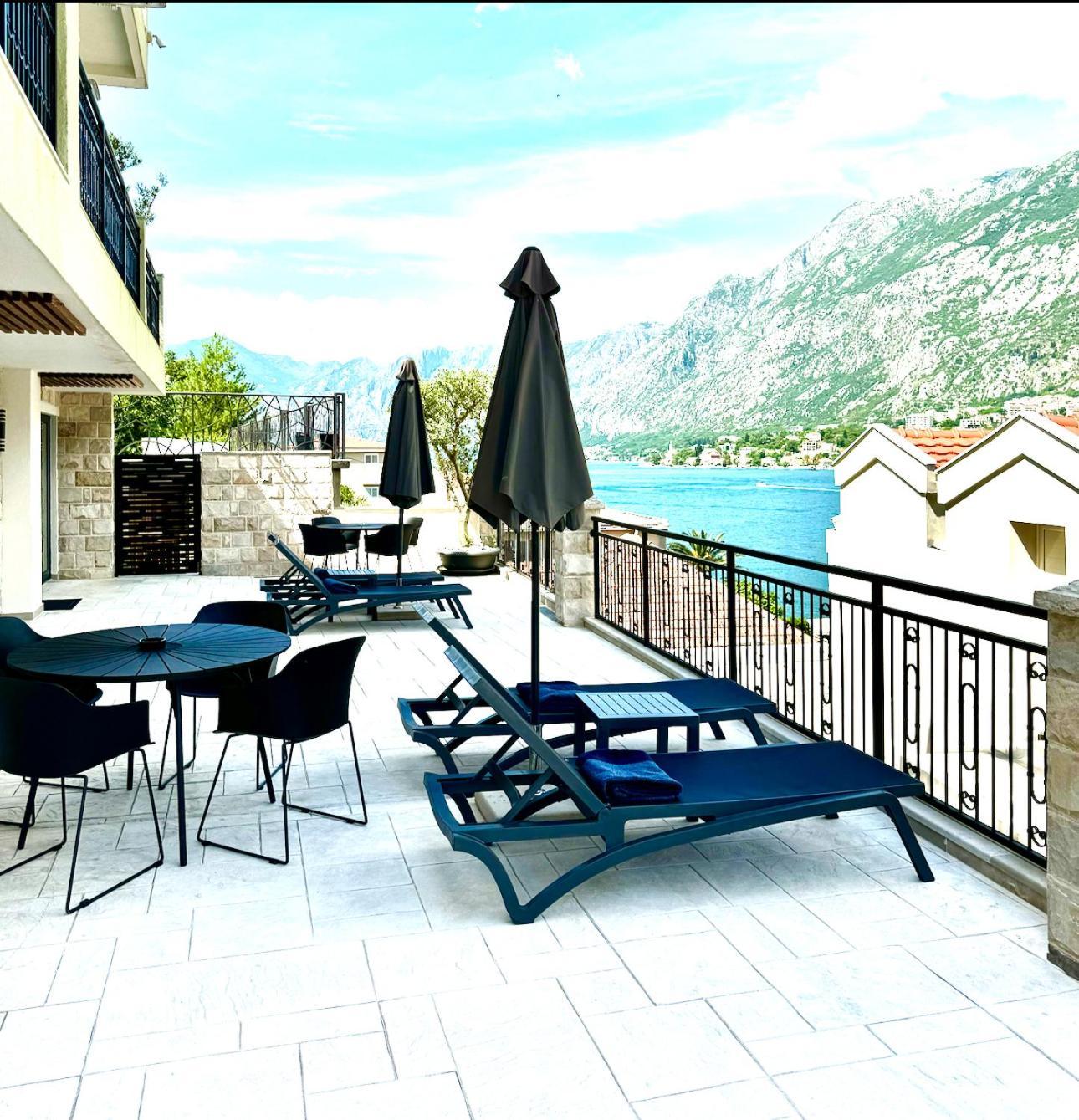 Dekaderon Lux Apartments Kotor Buitenkant foto